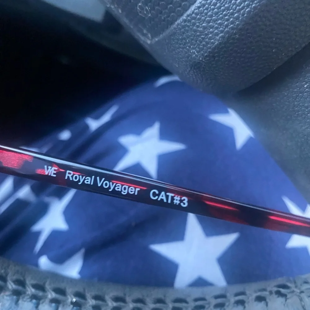 Cat Red Tortoise Sunglasses for Women VYE Royal Voyager NEW no case tags
